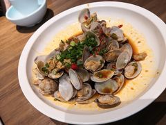 -有红鸡毛店·川菜(建设路店)