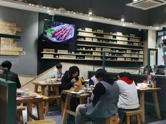 大堂-木屋烧烤(岗顶二店)