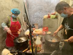 -老婆婆炒饭(小白楼1902欧式风情街店)