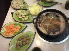 一叶一世界藏茶素食火锅-一叶一世界•素食餐厅(环球中心店)