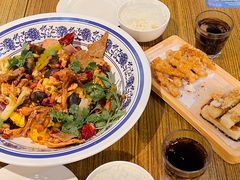 -蜀天上精专麻辣香锅(文定路店)