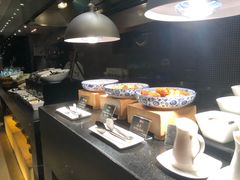 -上海西藏大厦万怡自助餐厅(徐汇店)