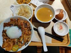 -熊吞·大碗丼烧肉饭(清江浦区万达店)