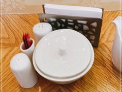 -华邑酒店·鲜艳全日自助餐厅