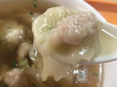 -张阿三馄饨店