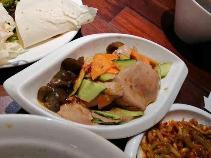 前海沿 永旺佳世客香港中路店-"味道老青岛菜,这家价格人均50就可以吃