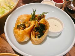 德州香酥鸭肉蔬菜芝士卷-Calix&Lay's(新天地店)