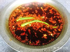 -茅草房·河畔园林火锅