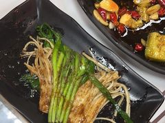-云晓光头烧烤吧(德平路店)