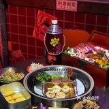 吃顿烤肉还能拍复古大片，南京这家自烤食堂绝啦！ 