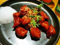 红酒泡沫牛仔粒-荟廷·晶萃(陆家嘴尚悦湾店)