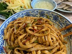 老北京炸酱面-门框胡同百年卤煮(新街口店)