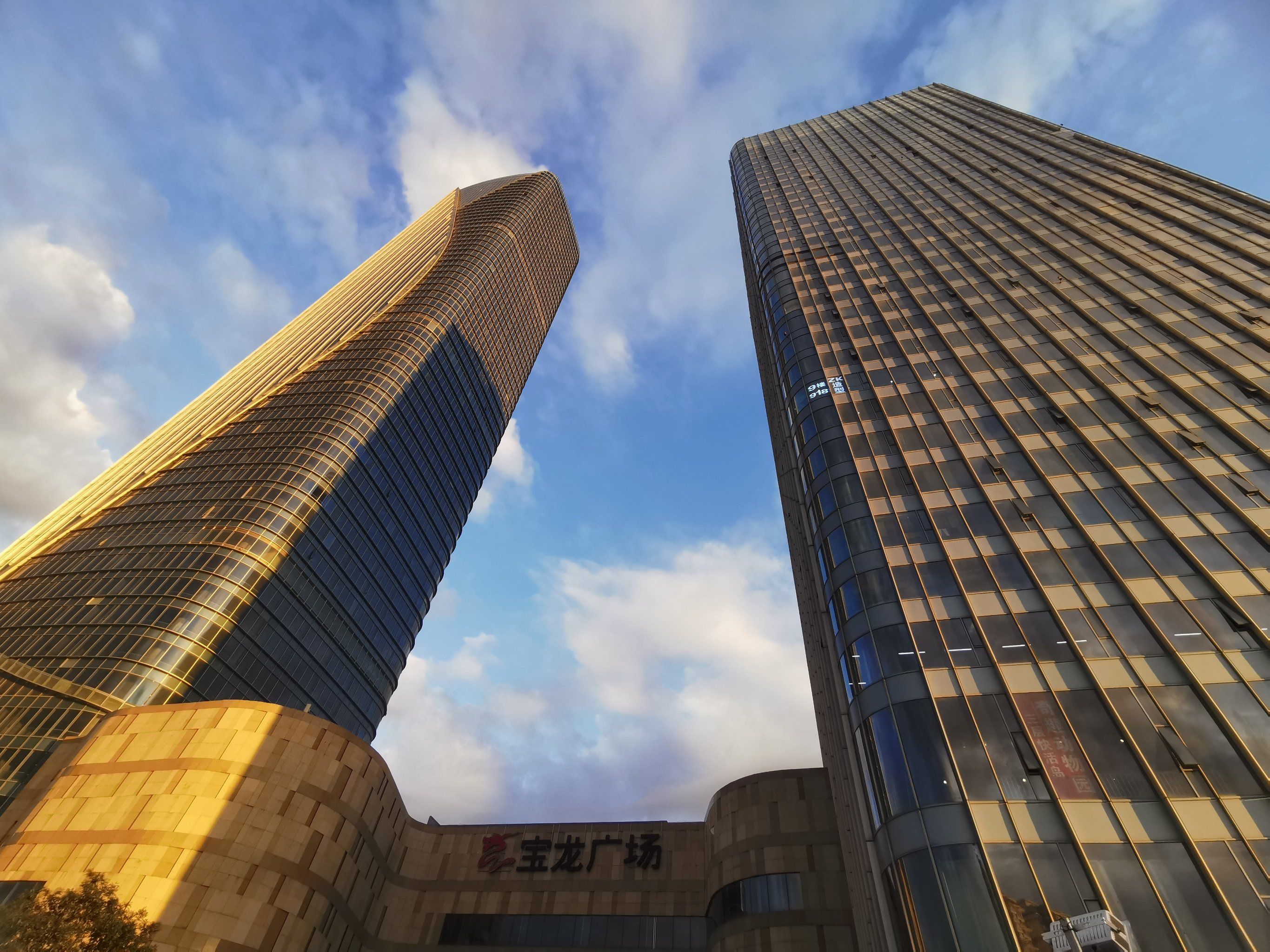 溜娃好去处～滨海宝龙夜市