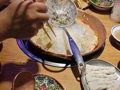 -洱火云南酸菜牛肉火锅(石景山当代商城店)