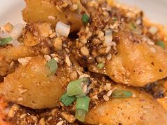 锅巴土豆-成都你六姐·牛肉冒菜(上海环宇荟店)