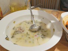 -严记小天府酸菜鱼(西四路店)