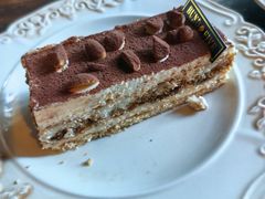 -BUND·FIVE外滩5号(天际店)