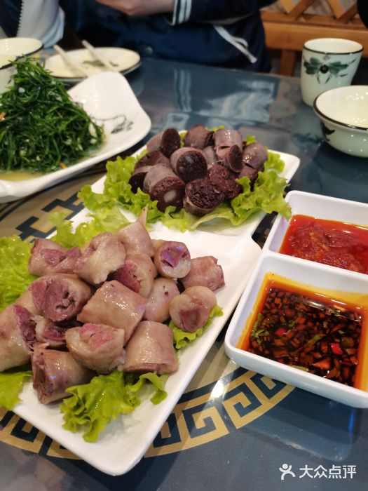 牧人嘎查蒙餐(富强路店)血肉肠双拼图片
