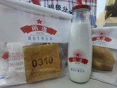 -红星前进面包牛奶公司(五道口购物中心店)