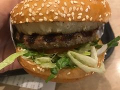 -The Habit Burger Grill 哈比特汉堡(爱琴海店)