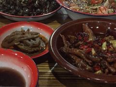 -老三样·美食研究中心(世贸路店)