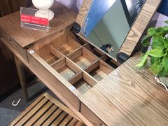 -上海跨国采购会展中心