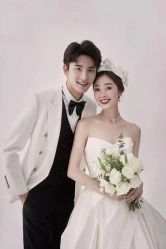 -蒙太奇婚纱摄影(万达店)