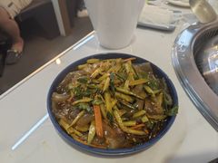 -冰城焰会大丰收铁锅炖(萝岗万达金街店)