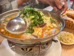 -闫家驴肉老店(华电一校店)