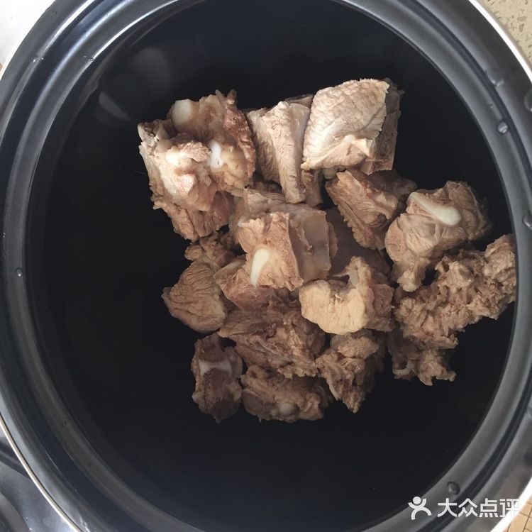 简单清爽又美味的萝卜炖排骨汤