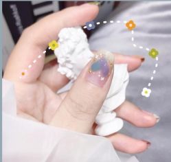 -吉吉靓甲美睫