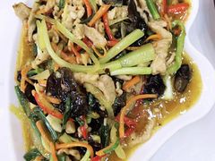 -覃记海鲜美食餐厅