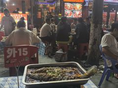 -老街烧烤大排档·地道湖北菜·龙虾馆(汉口火车站店)