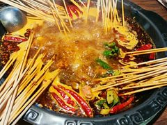 -签多多串串香火锅