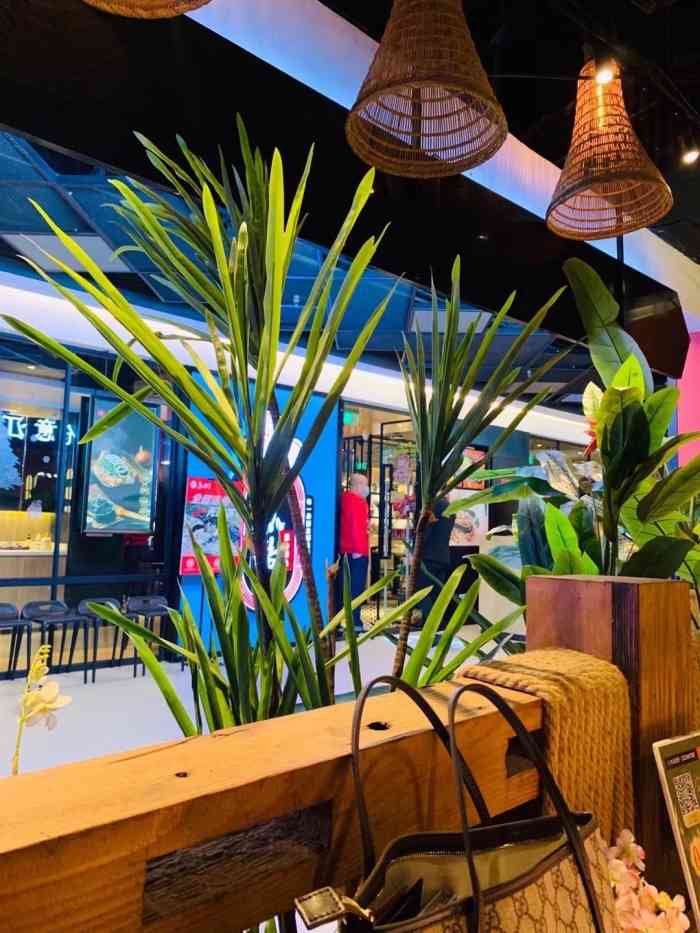 米桃•十里春风(特力时尚汇店)