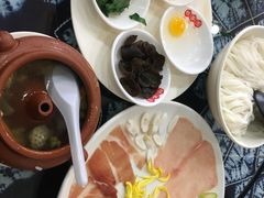 -桥香园过桥米线(国贸店)