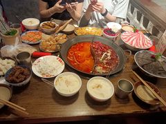 -萍姐火锅·公路夜市(武汉首店)