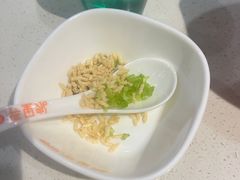 -浪里寻·臻牛养生牛肉火锅(方圆荟店)