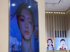 -moody彩瞳(环宇城店)