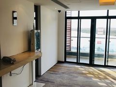 -上海南汇嘴大堤酒店