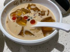 奶茶冰粉-串一火锅(赛格国际购物中心店)