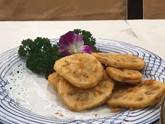 -渝君重庆火锅(嘉宾路店)