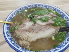 -丰登陕西水盆牛羊肉·泡馍