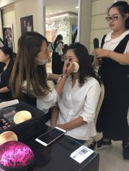 点击看大图 -王子宫殿婚纱摄影(环山路总店)