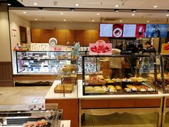 面包甜点陈列柜-巴黎贝甜(武夷花园店)