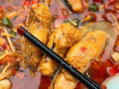 -二钳洞庭虾蟹·江湖菜(成都鹭岛店)
