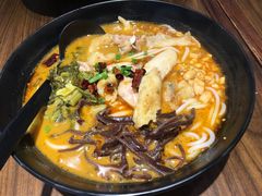 -老妈米线(港龙店)