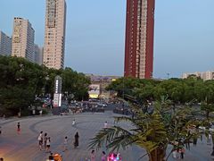 -金轮星光名座生活广场