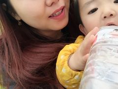 -罗满娘特色豆花烤鱼