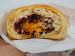 现烤玫瑰蛋黄酥-嘉华鲜花饼(万达店)